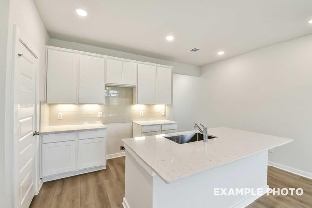 2116 S Canopy Crossing Circle, Conroe, TX 77301