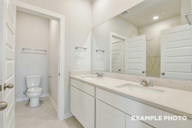 2116 S Canopy Crossing Circle, Conroe, TX 77301