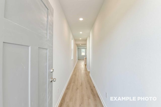 2116 S Canopy Crossing Circle, Conroe, TX 77301