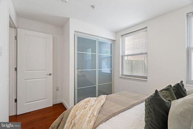 802 N 16TH ST, Philadelphia, PA 19130
