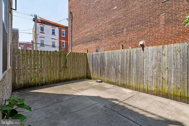 802 N 16TH ST, Philadelphia, PA 19130