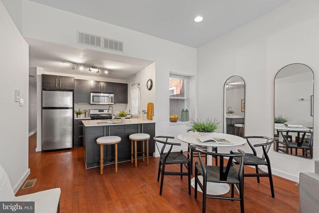 802 N 16TH ST, Philadelphia, PA 19130