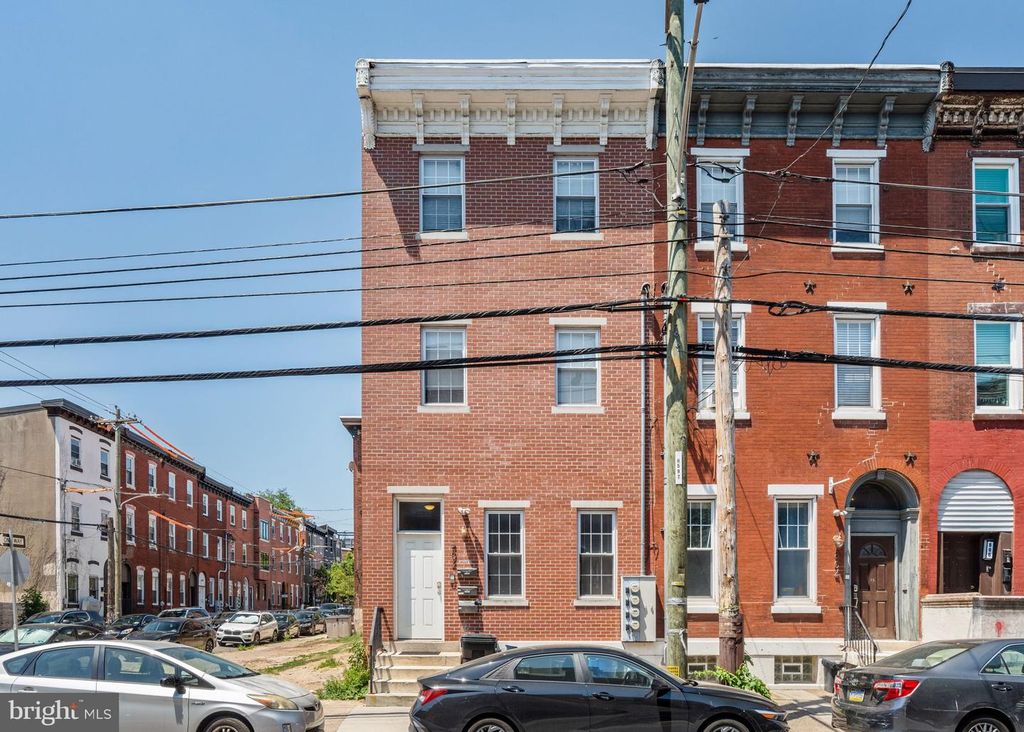 802 N 16TH ST, Philadelphia, PA 19130
