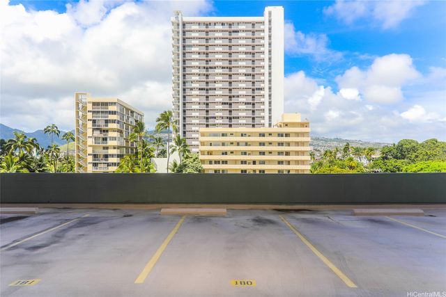2600 Pualani Way 1201, Honolulu, HI 96815
