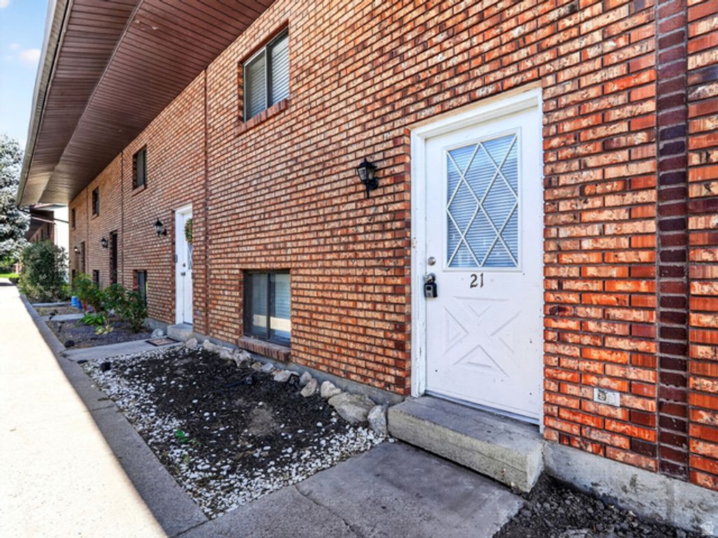 1325 S LINCOLN AVE #E4, Ogden, UT 84404 — exterior