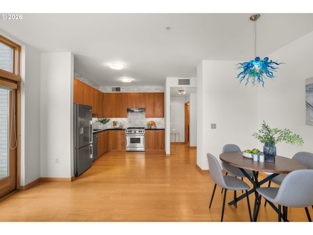 1130 Nw 12TH Ave 502, Portland, OR 97209