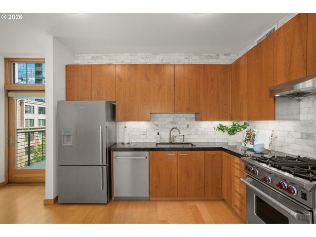 1130 Nw 12TH Ave 502, Portland, OR 97209