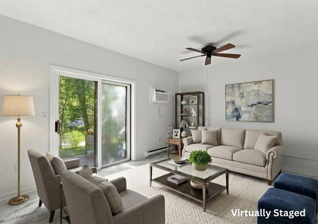 109 Highwood Drive 109, Franklin, MA 02038