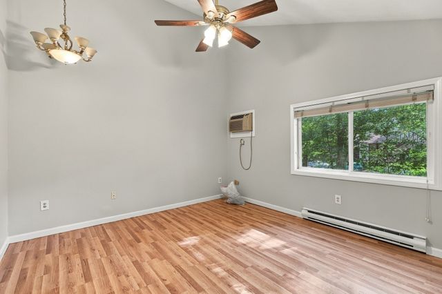109 Highwood Drive 109, Franklin, MA 02038