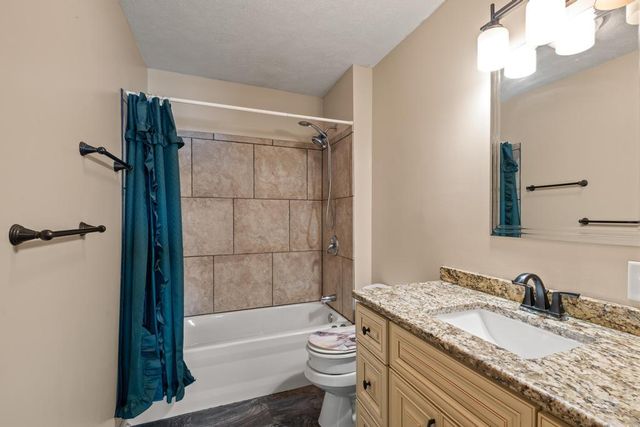 180 BENNETT Avenue, Council Bluffs, IA 51503