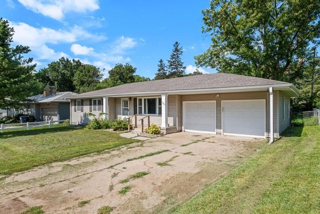 180 BENNETT Avenue, Council Bluffs, IA 51503