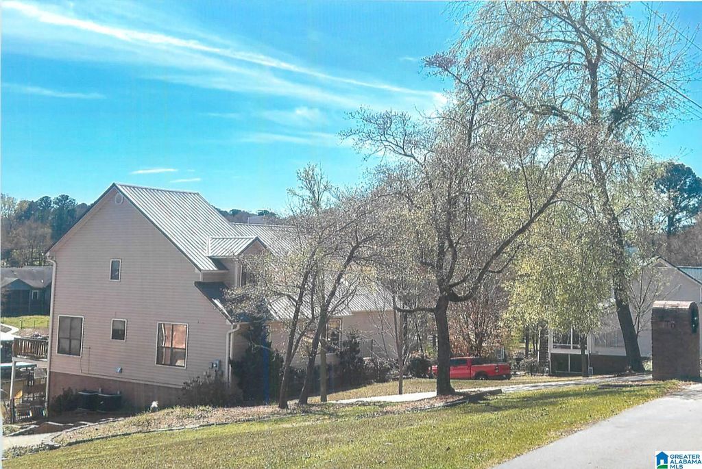 260 RIVERVIEW DRIVE, Cropwell, AL 35054