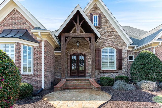 4150 Willowgate Drive, Fayetteville, NC 28312