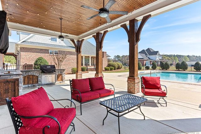 4150 Willowgate Drive, Fayetteville, NC 28312