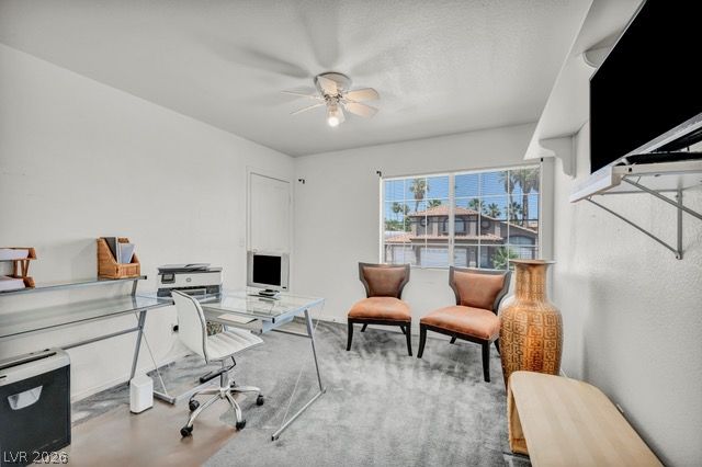 2553 Hummingbird Hill Avenue, Henderson, NV 89074