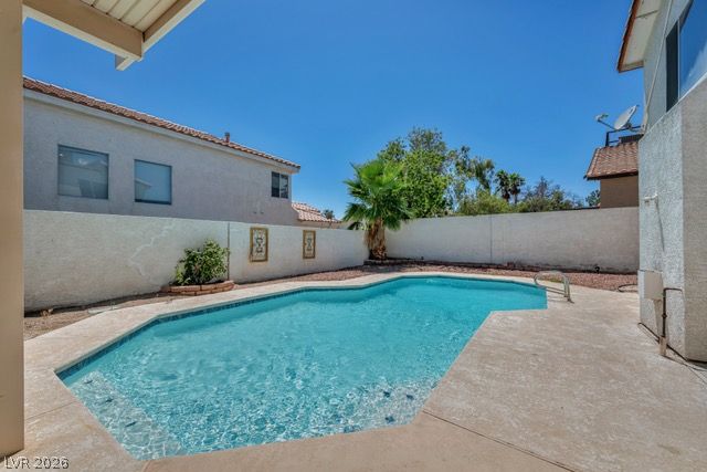 2553 Hummingbird Hill Avenue, Henderson, NV 89074