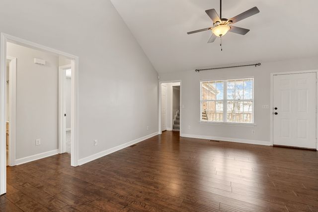 1006 Secretariat Dr, Mount Juliet, TN 37122