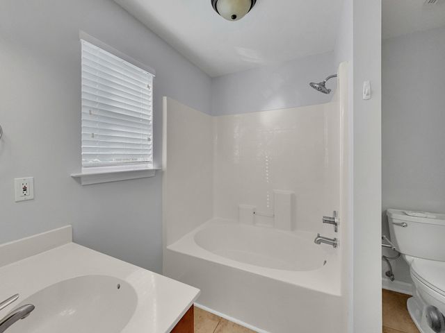 1006 Secretariat Dr, Mount Juliet, TN 37122