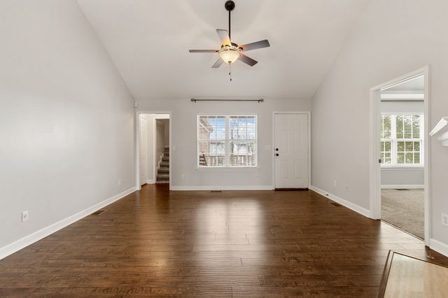 1006 Secretariat Dr, Mount Juliet, TN 37122