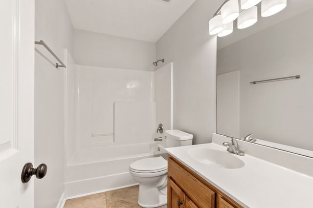 1006 Secretariat Dr, Mount Juliet, TN 37122