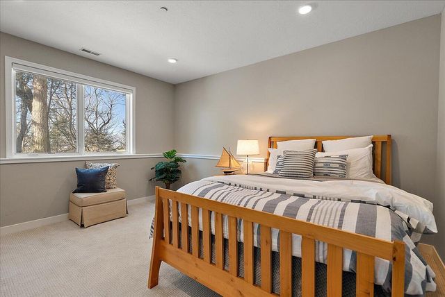 690 Dunegrass Circle Drive, Saugatuck, MI 49453