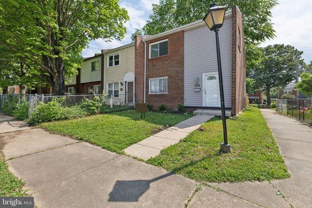 1344 BARNABY TER SE, Washington, DC 20032