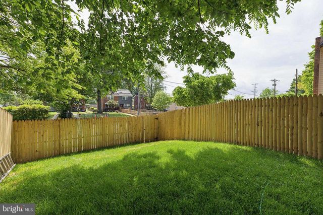 1344 BARNABY TER SE, Washington, DC 20032