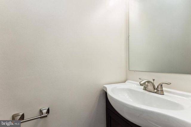 1344 BARNABY TER SE, Washington, DC 20032