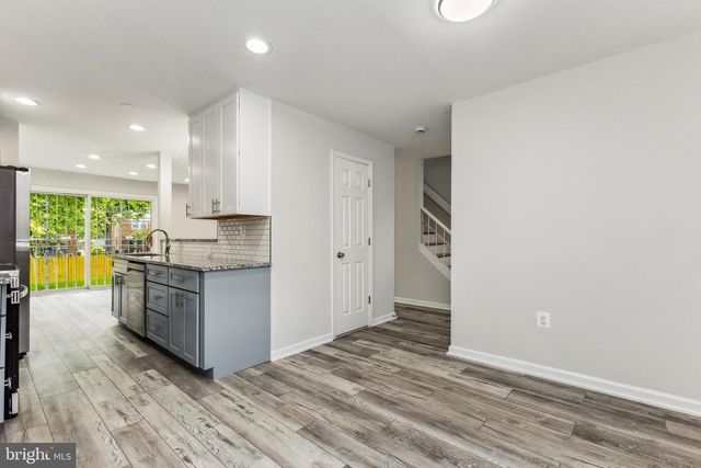 1344 BARNABY TER SE, Washington, DC 20032