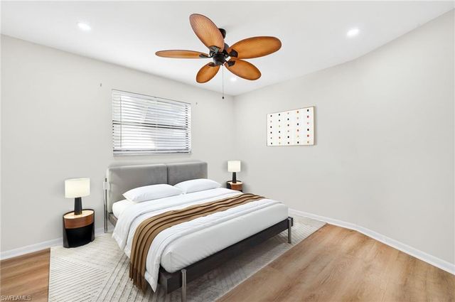 1221 SW 51st TER, Cape Coral, FL 33914