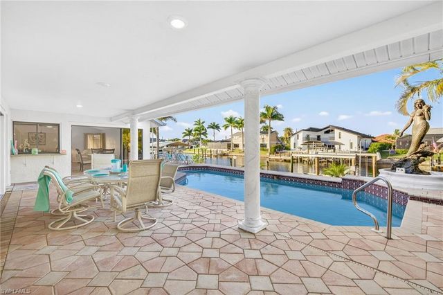 1221 SW 51st TER, Cape Coral, FL 33914