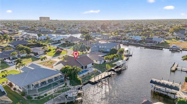 1221 SW 51st TER, Cape Coral, FL 33914