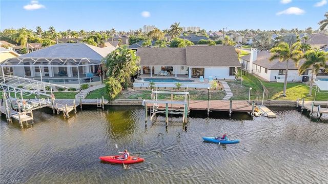 1221 SW 51st TER, Cape Coral, FL 33914