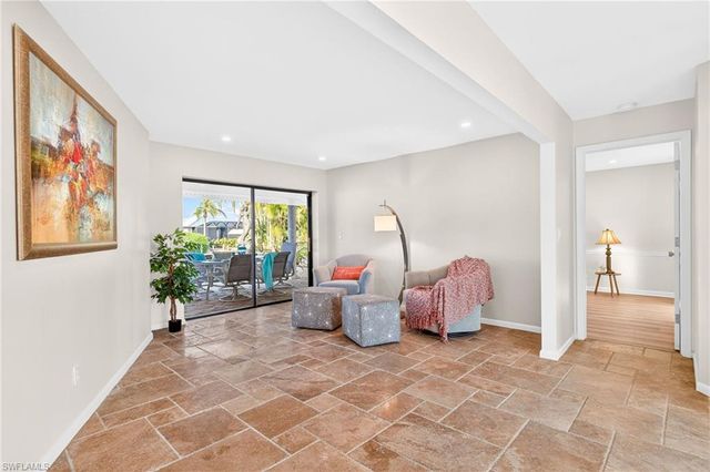 1221 SW 51st TER, Cape Coral, FL 33914