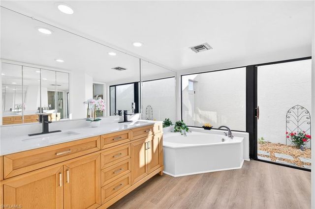 1221 SW 51st TER, Cape Coral, FL 33914