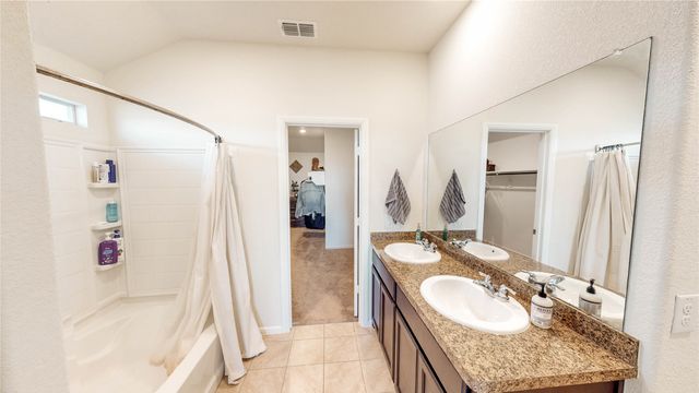 9841 Clemmons Road, Fort Worth, TX 76108