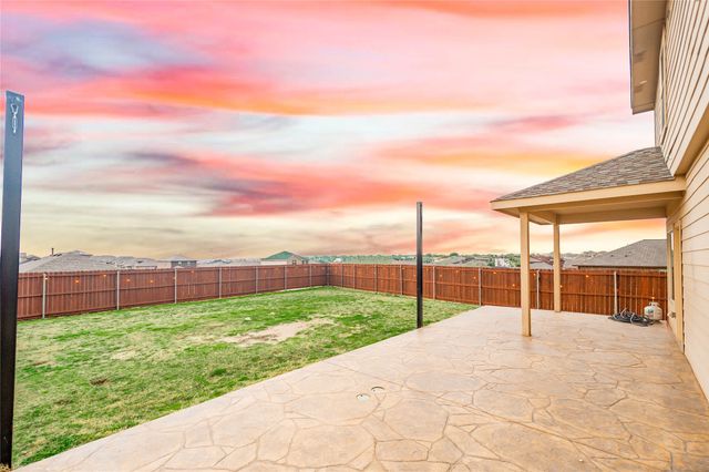 9841 Clemmons Road, Fort Worth, TX 76108