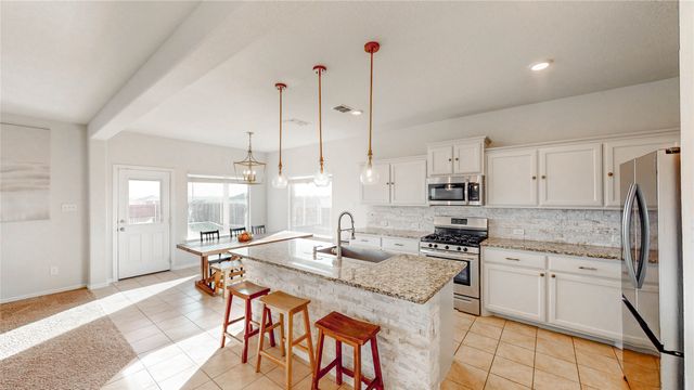 9841 Clemmons Road, Fort Worth, TX 76108