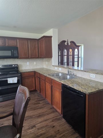 2803 Aberdeen Drive, Seagoville, TX 75159