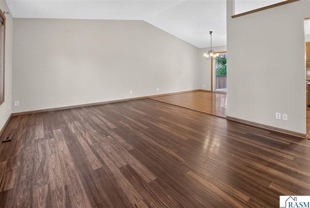 108 Celestine Circle, Mankato, MN 56001
