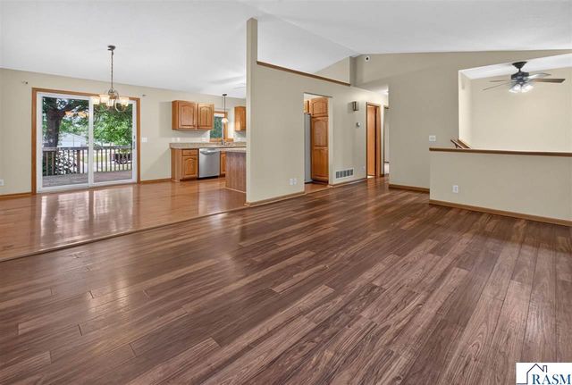 108 Celestine Circle, Mankato, MN 56001