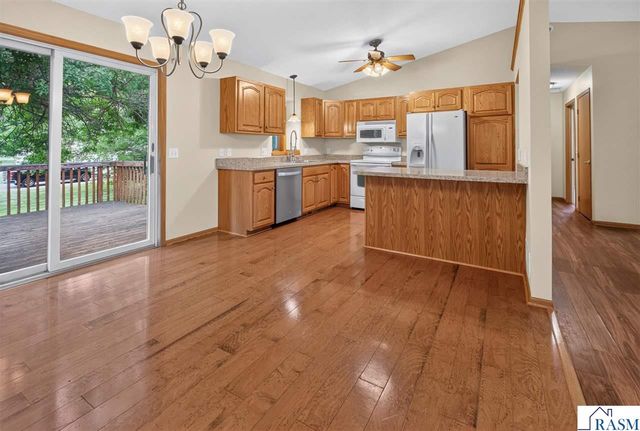 108 Celestine Circle, Mankato, MN 56001