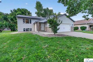 108 Celestine Circle, Mankato, MN 56001