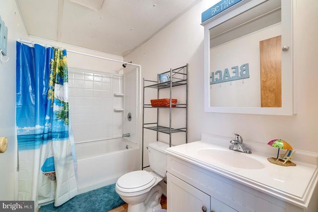 38052 RABBIT RD, Ocean View, DE 19970