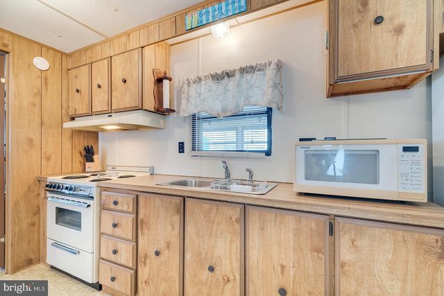 38052 RABBIT RD, Ocean View, DE 19970