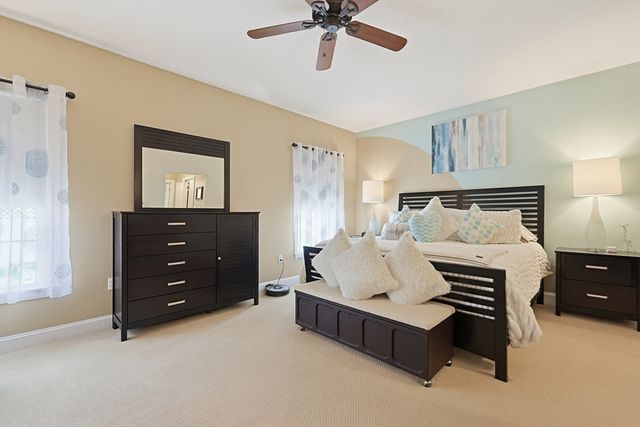 20 Cedarview Circle 20, Milford, MA 01757