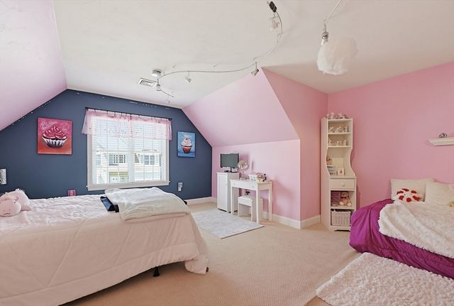 20 Cedarview Circle 20, Milford, MA 01757