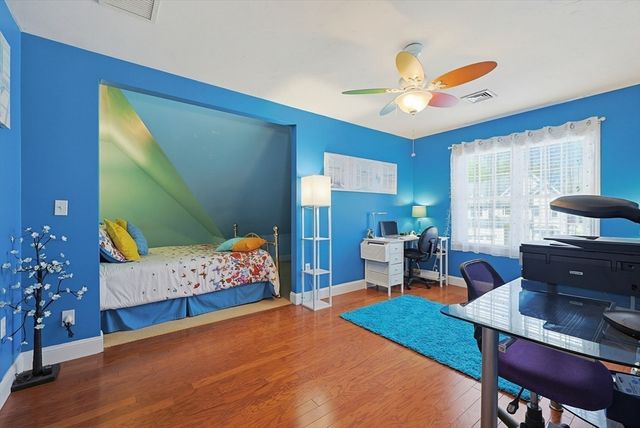 20 Cedarview Circle 20, Milford, MA 01757