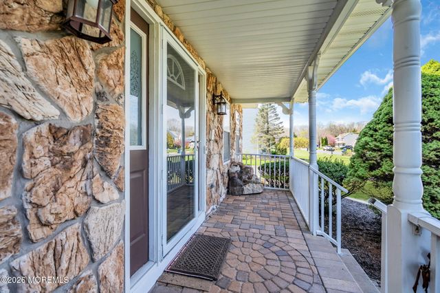 30 Wendy Court, Jackson, NJ 08527