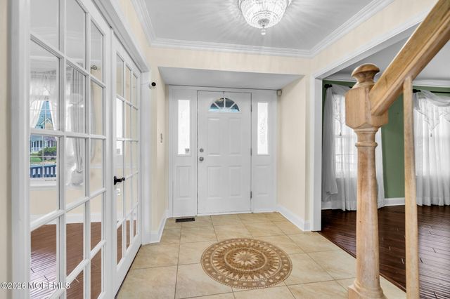 30 Wendy Court, Jackson, NJ 08527